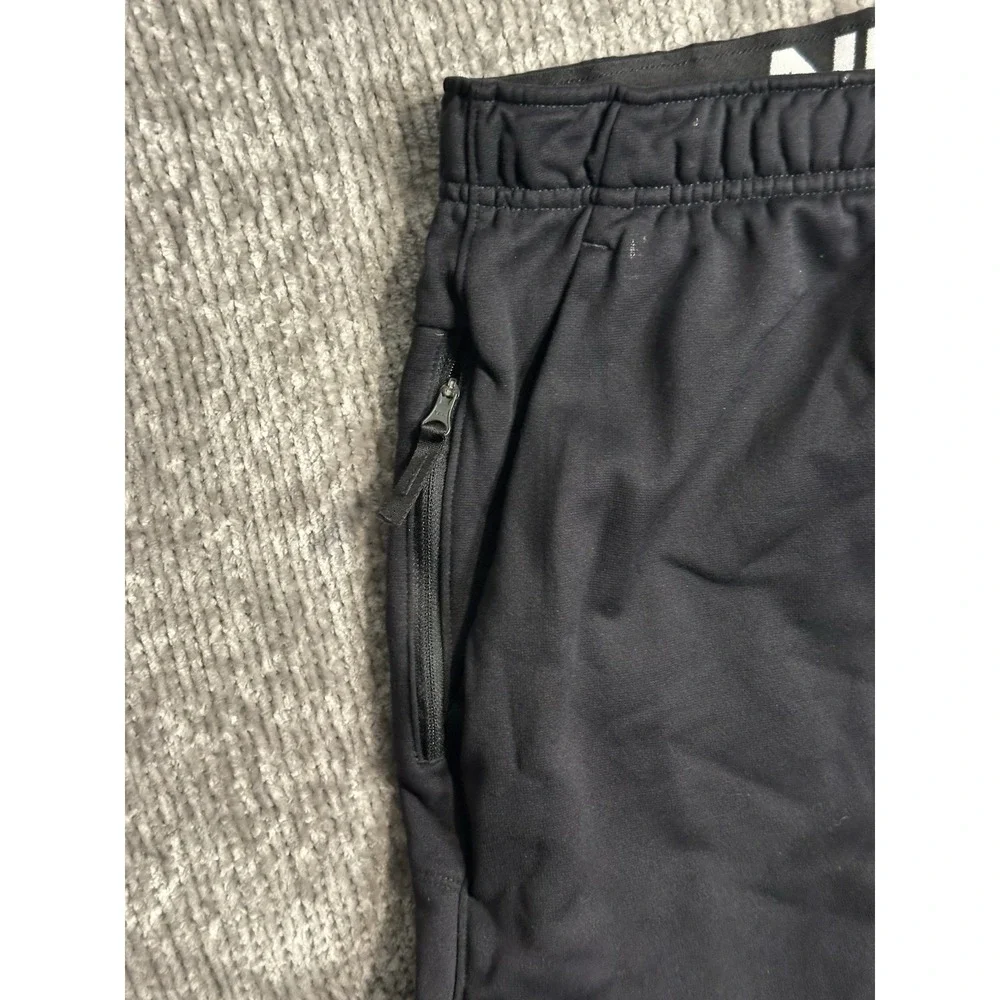 Nike therma fit